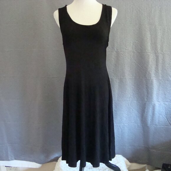 NWT Sleeveless Scoop Neck Racerback Fit & Flare Dress Black Sz L - Picture 1 of 9